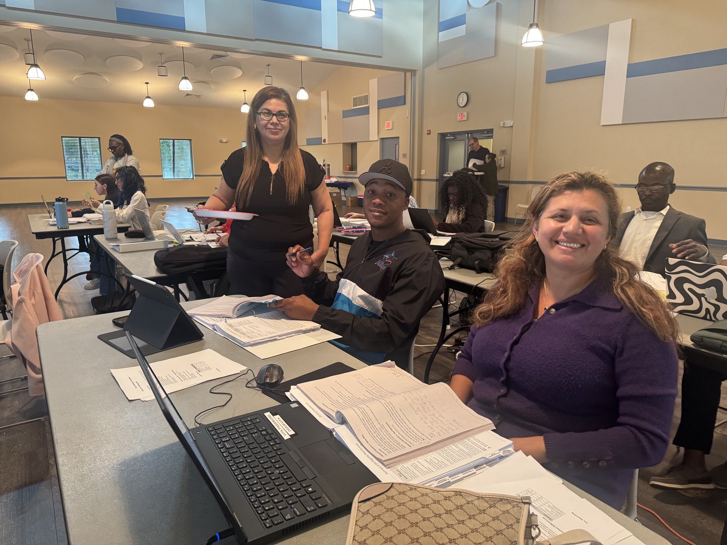 Hermanas Latinas volunteers during training and service